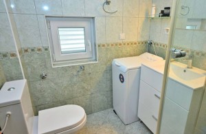 thumb_3406636_2_bedroom_apartment_in_budva_for_sale6.jpg