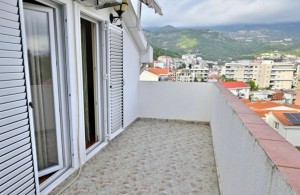 thumb_3406636_2_bedroom_apartment_in_budva_for_sale7.jpg