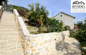 thumb_3412997_kuca_sale_djenovici_herceg_novi_rivijera_nekretnine_--4-.jpg