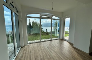 thumb_3414054_happymontenegro-great-house-with-sea-view09.jpg