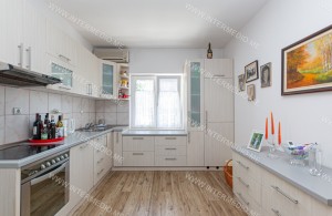 thumb_3414308_5.jpg