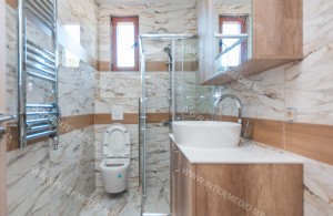 thumb_3417440_6.jpg