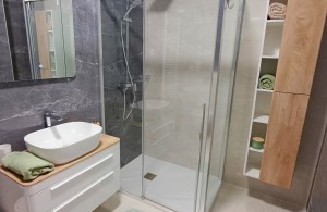 thumb_3419809_14.jpg