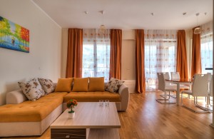 thumb_3424486_living-room-2.jpg
