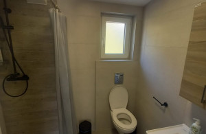 thumb_3426355_8.jpg
