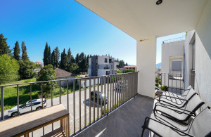 thumb_3427048_2-bedroom-apartment-for-sale-in-tivat-.jpg