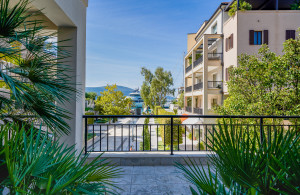thumb_3428016_apartment-in-porto-montenegro-for-sale-31.jpg