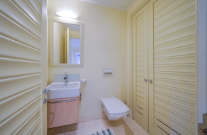 thumb_3428016_apartment-in-porto-montenegro-for-sale-9.jpg