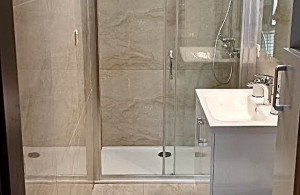thumb_3431035_bathroom.jpeg
