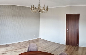 thumb_3431035_bigroom.jpeg