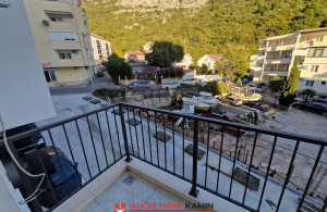 thumb_3431086_garsoonjera-lazi-budva_6.jpg
