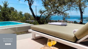 thumb_3452604_pool-with-seaside-view-boak-bay.jpg
