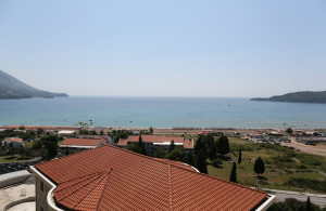 thumb_3482624_5.jpg