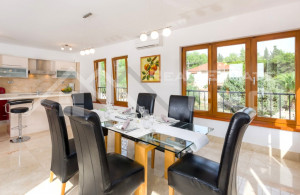 thumb_3483509_uxuriously_appointed_apartments_near_the_sea_for_sale_11.jpg
