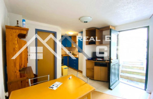 thumb_3484411_n_inner_courtyard_in_the_heart_of_the_village_for_sale_6.jpg