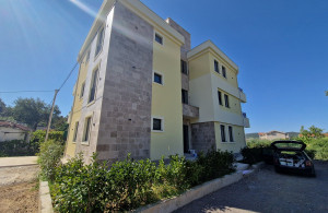 thumb_3489610_stambena-zgrada-tivat.jpg
