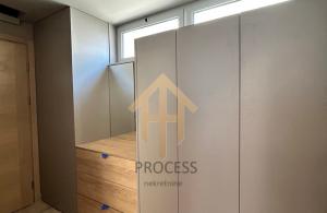 thumb_3492381_blue-and-gold-real-estate-listing-instagram-post.zip---8.jpg