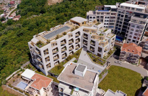 thumb_3505698_3503483_alk-real-estate-vuelo-sobre-becici-exterior-7.jpg
