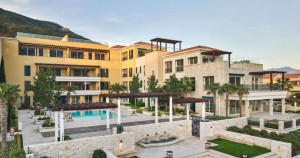thumb_3505727_village-residences.jpg