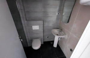 thumb_3505882_8.jpg
