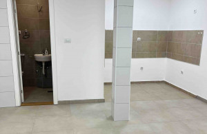 thumb_3505898_1.jpg