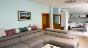 thumb_3506795_prcanj-2bd85kv-09-1740x960-c-center.jpg