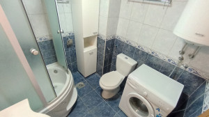 thumb_3506872_11.jpg