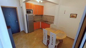 thumb_3506872_6.jpg