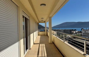 thumb_3519049__montenegro-property-beaitiful-apartment-in-montenegro01.jpg