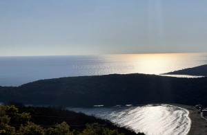 thumb_3524136_t_with_stuuning_sea_views_above_jaz_beach_budva_13785_12.jpg