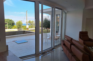 thumb_3525319_vila2.jpg