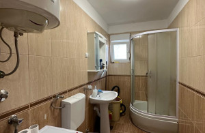 thumb_3526814_9.jpg