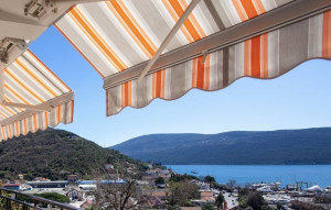thumb_3528730_happy-montenegro-seaview-house19.jpg