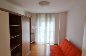 thumb_3530395_9.jpg