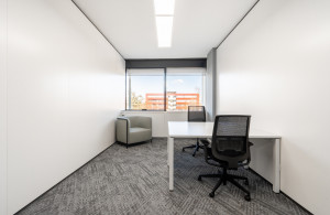 thumb_3539305_hq-cassina-de-pecchi-5835-milan-italy-small-office.jpg