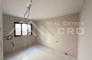 thumb_3542750_apartment_in_an_excellent_location_close_to_the_sea_--2-.jpg