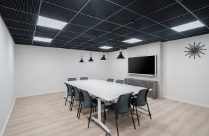 thumb_3544791_n-5554-hasselt-belgium-large-meeting-room-without-people.jpg