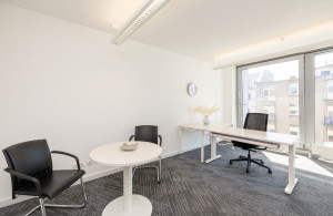 thumb_3544802_us-konigsallee-92a-1426-dusseldorf-germany-small-office.jpeg