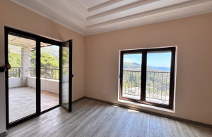 thumb_3544913_happy-montenegro-villa-seaview08.jpg