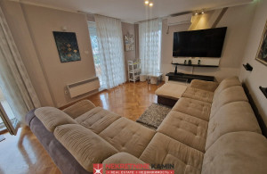 thumb_3547611_ds-stan-u-budvi-kamin-agencija_13.jpg
