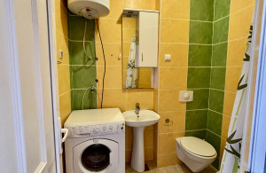 thumb_3551955_wc.jpg