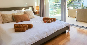 thumb_3554848_croatia-korcula-house-seafront-pool-sale-113-.jpg