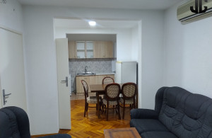 thumb_3555176_cv1.jpg