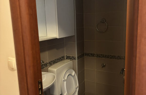 thumb_3559128_8.jpg