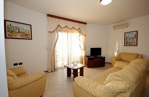 thumb_3560125_3.jpg