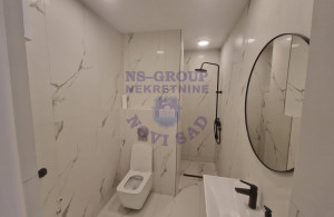 thumb_3561424_9.jpg
