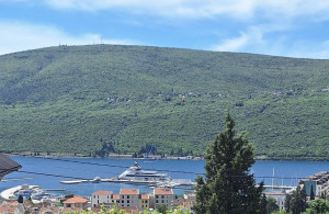 thumb_3570951_happy_montenegro-seawiev_apartment_montenegro_property09.jpg