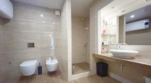 thumb_3573019_13.jpg