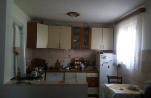 thumb_3574126_z2.jpg