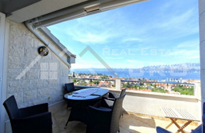 thumb_3577797_eaceful_setting_boasting_panoramic_sea_views_for_sale_10.jpg